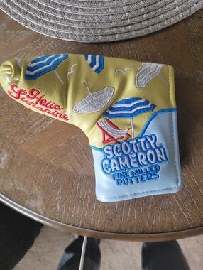 Scotty Cameron Yellow and Light Blue Beach Umbrella Blade  Putter Headcover